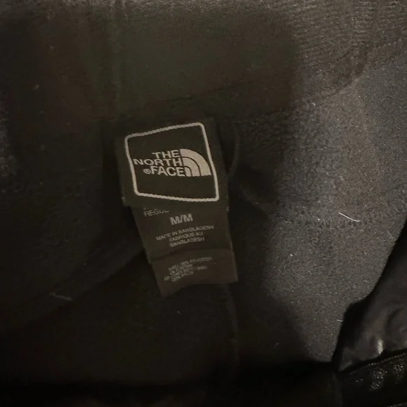 North Face Women’s ski pants and snowboard pants - offers welcome